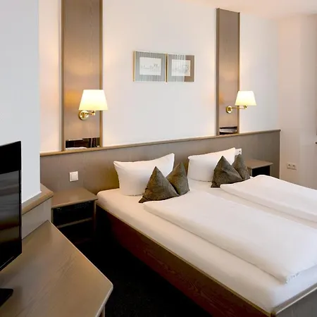 Am Wasserfall Otel 4*